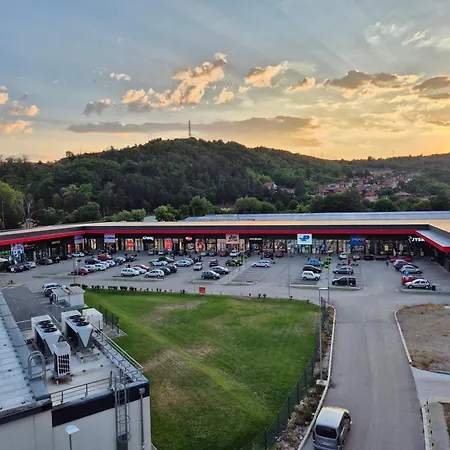 M&m Appartement Pirot